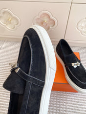 HM 25S SLIP-ON IN BLACK SUEDE WITH SILVER HARDWARE
