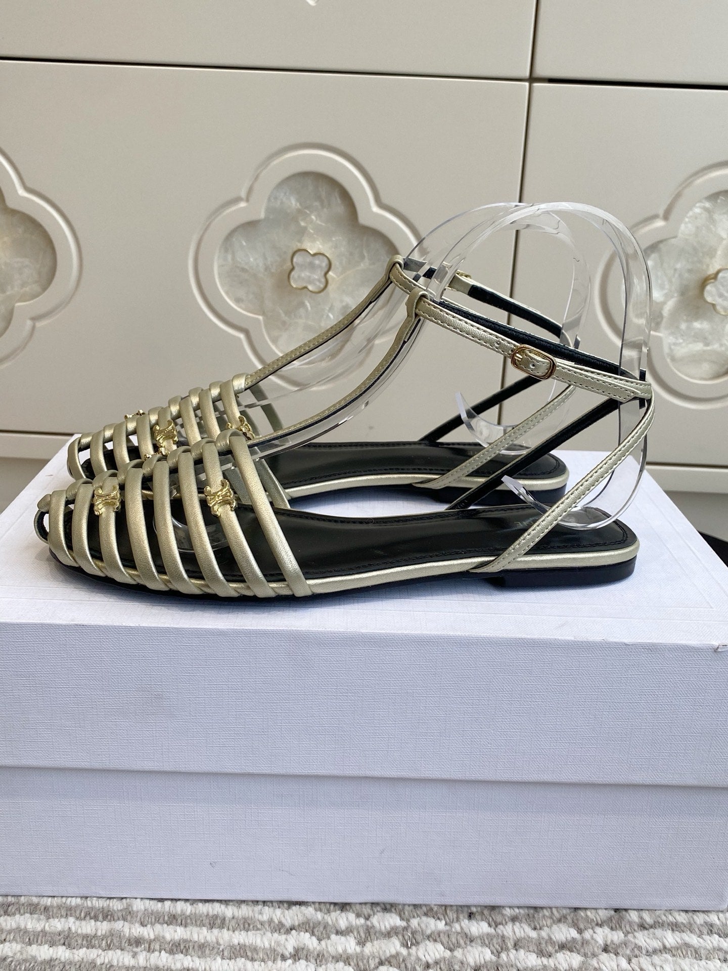 CELINE 26S CLEA TRIOMPHE GLADIATOR SANDALS IN CHAMPAGNE GOLD LAMBSKIN