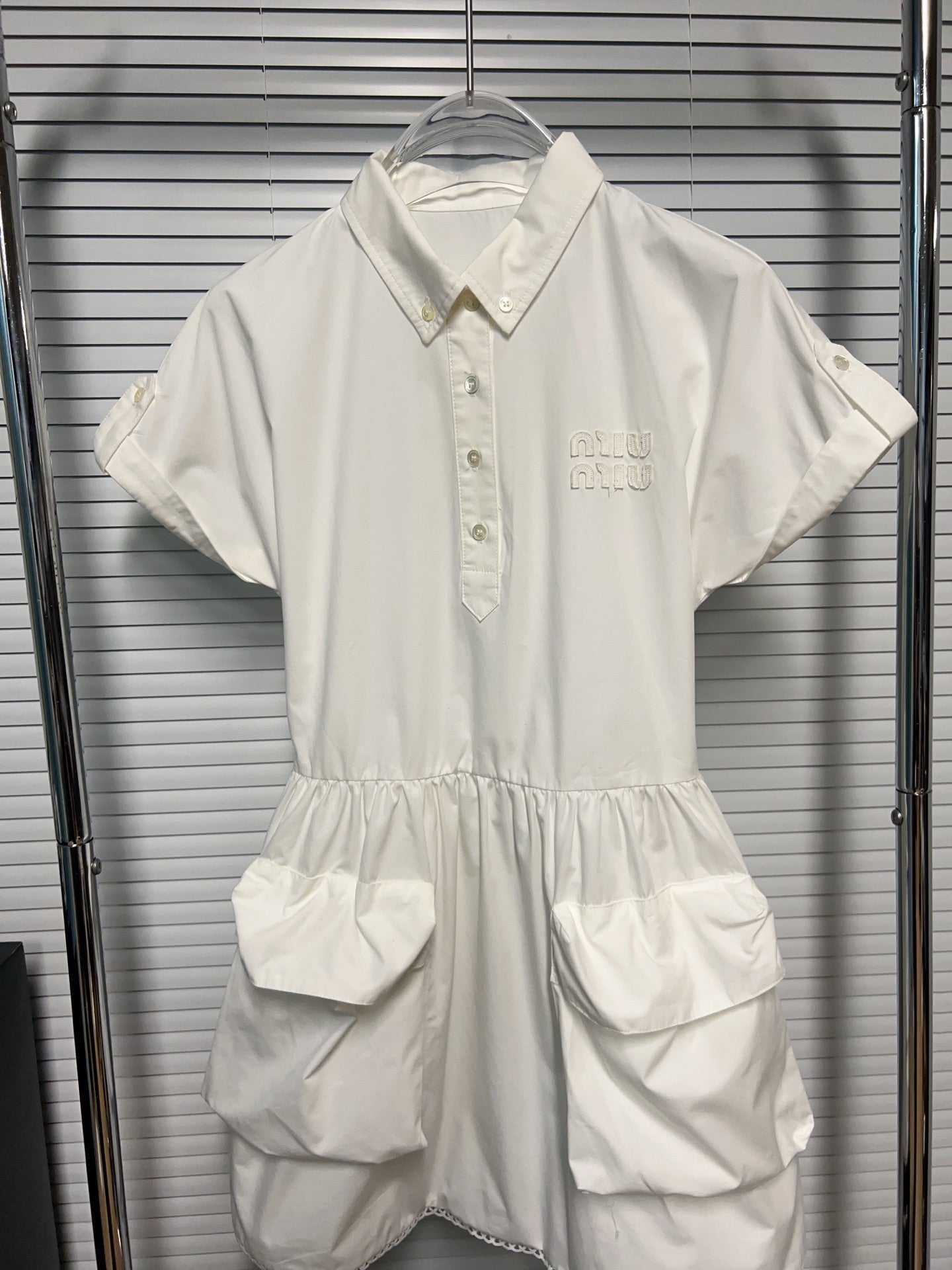 MIUMIU 26S DRESS STYLE 1111
