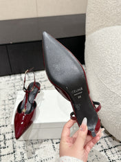 KITTEN T-BAR STRAP PUMP 5 CM IN RUBY RED PATENT CALFSKIN