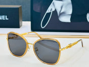 CHANEL 26S OVERSIZE BUTTERFLY FRAME IN ACETATE 404684