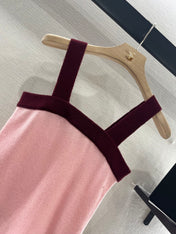 CHANEL FLAT-NECK KNIT CAMISOLE AND STRAIGHT KNIT SKIRT SET 263412