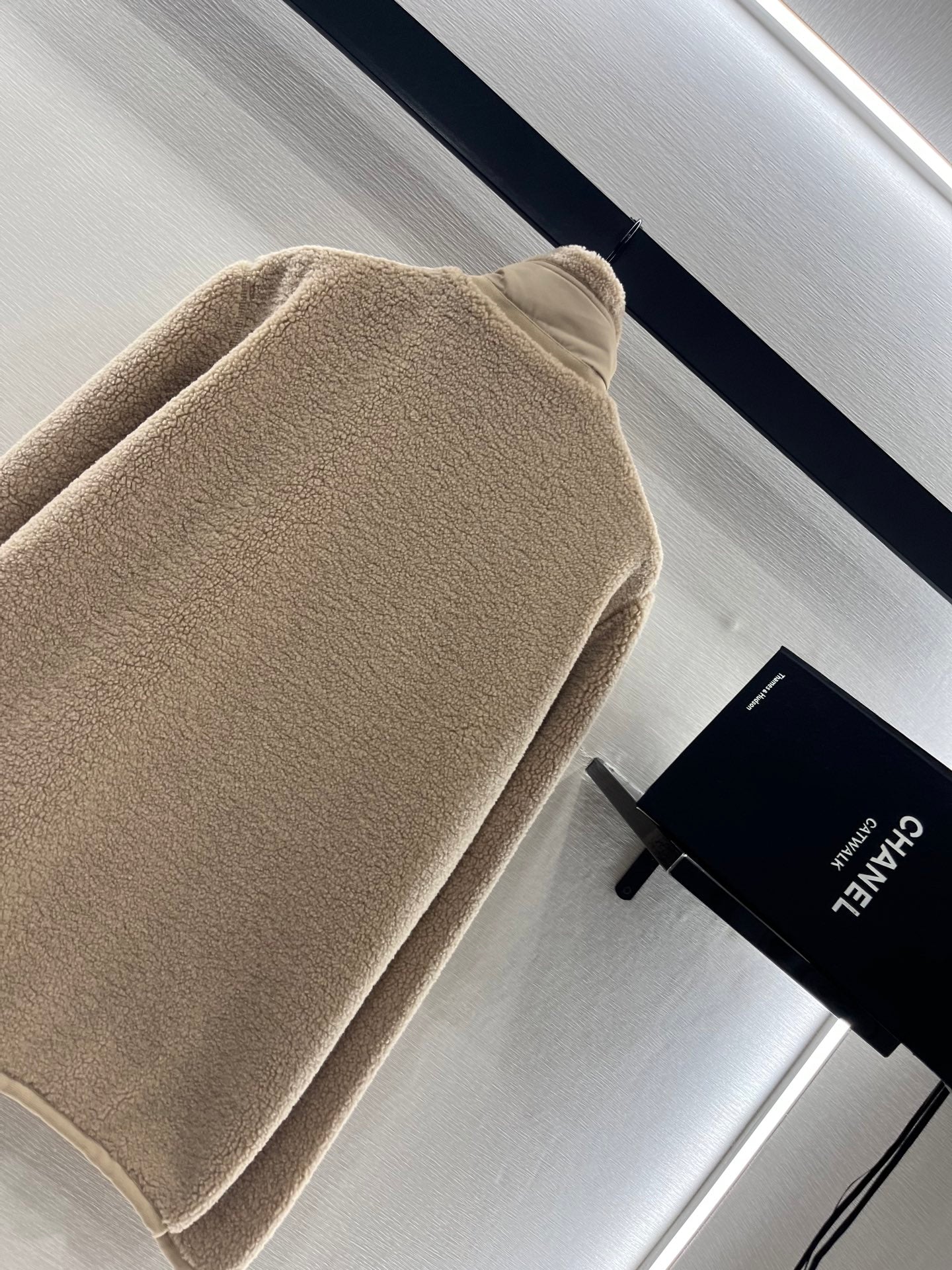 MONCLER 25S JACKET IN BROWN 307588