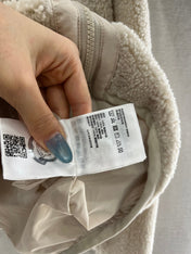 MONCLER 25S JACKET IN BEIGE 307590