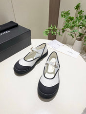 CHANEL 26S MARY JANE FLAT IN BLACK MIX WHITE FABRIC AND LAMBSKIN