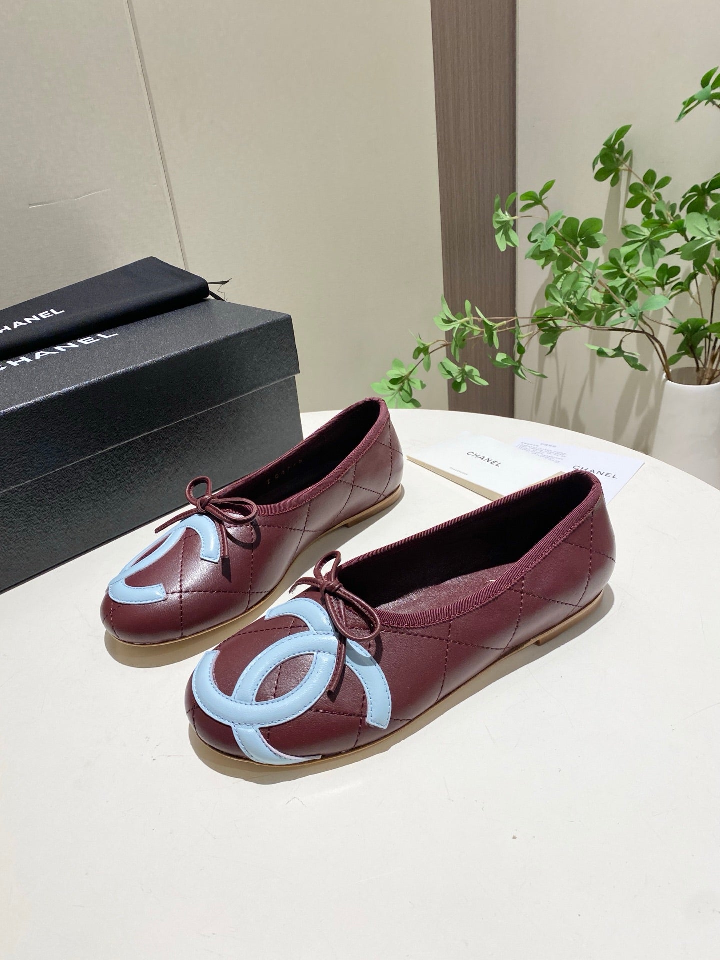 CHANEL 26S FLATS IN DARK RED LAMBSKIN WITH BOW