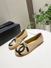 CHANEL 26S FLATS IN BEIGE LAMBSKIN WITH BOW