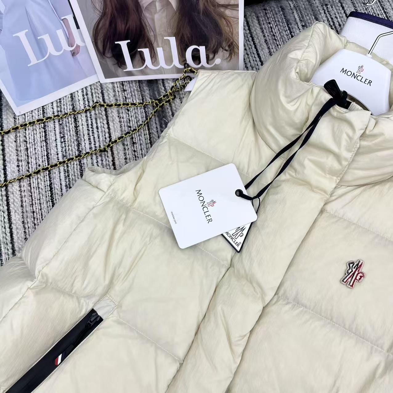 MONCLER 25S PUFFER VEST 289