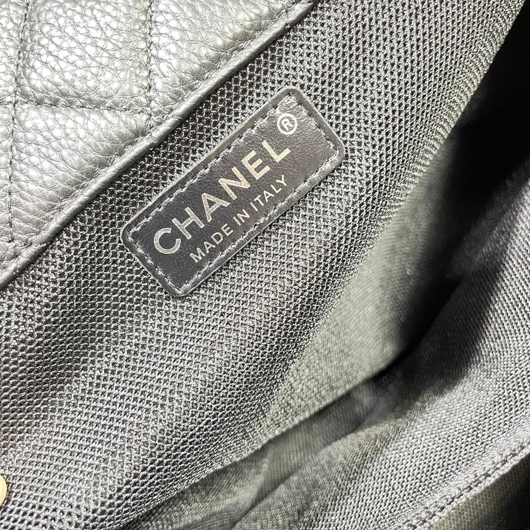 CHANEL 26S FLAP BAG 46 IN BLACK CAVIAR CALFSKIN