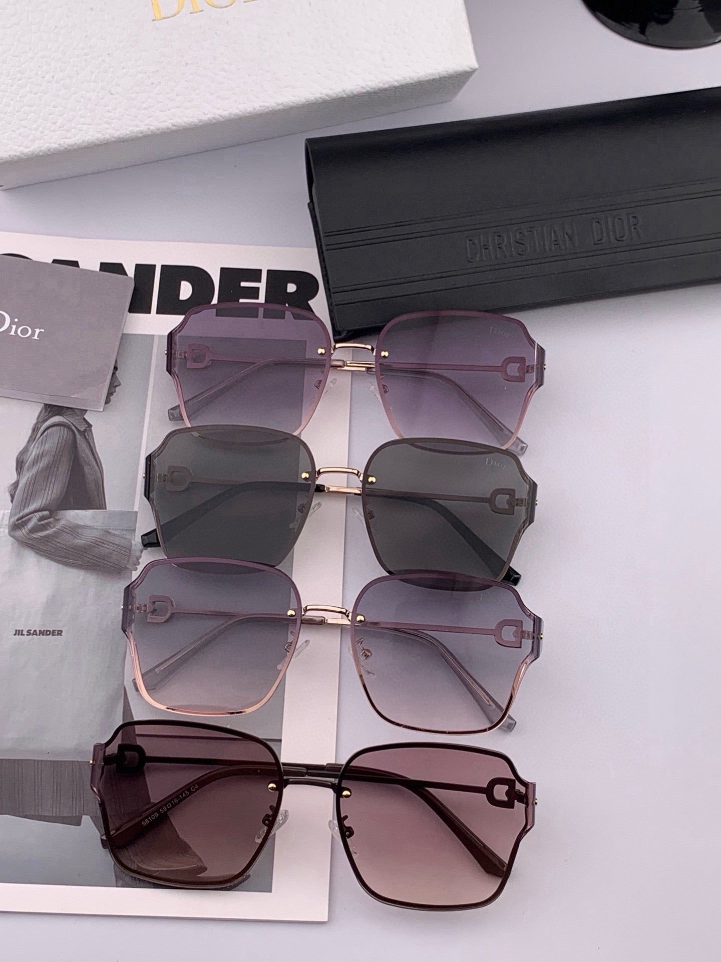 DIOR 26S ROUNDED SQUARE FRAME IN METAL 419174