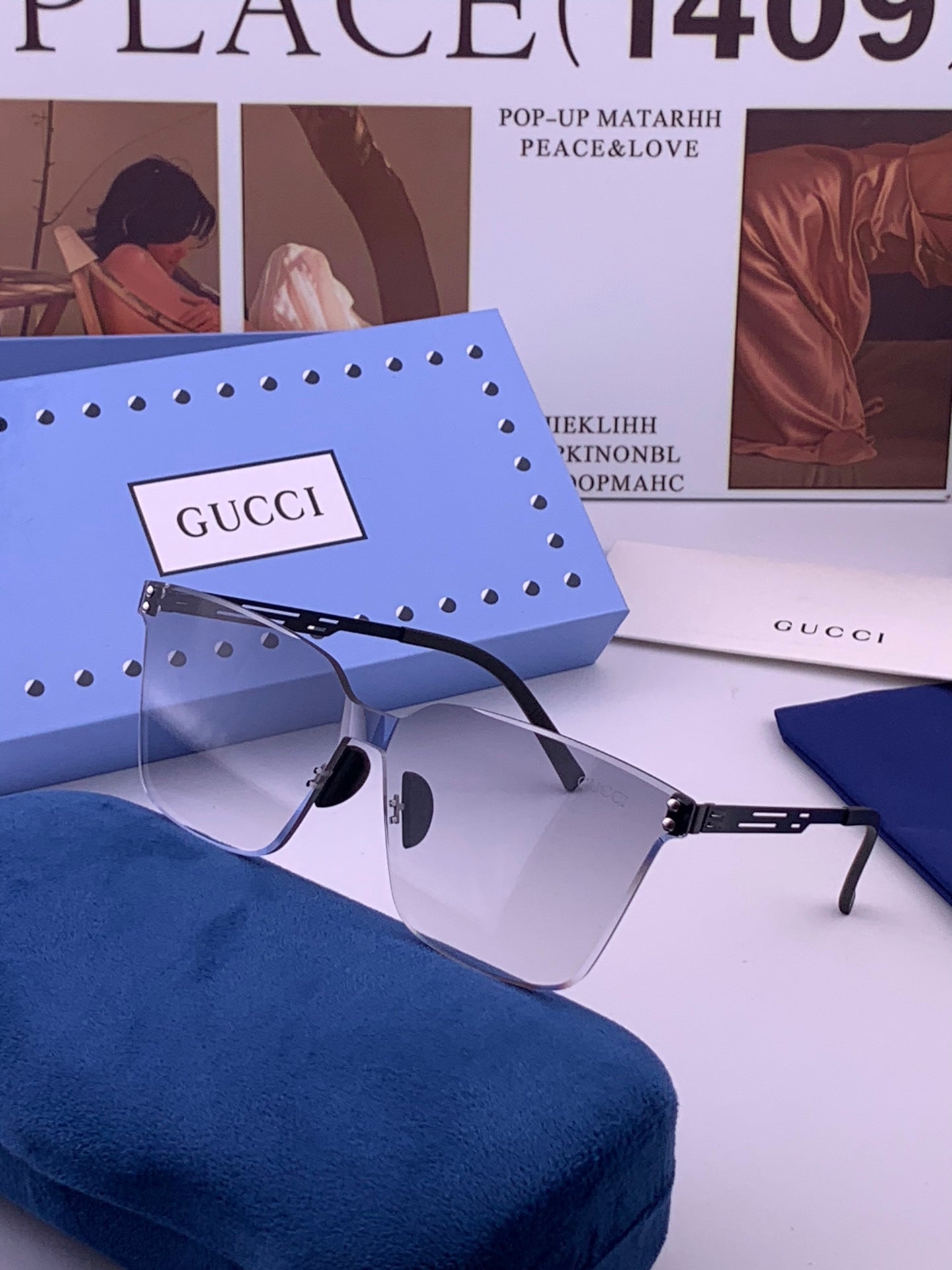 GUCCI 26S SQUARE FRAME IN METAL 422542