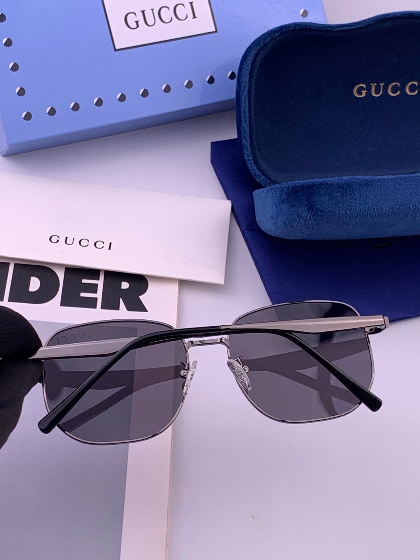 GUCCI 26S SQUARE FRAME IN METAL 424711