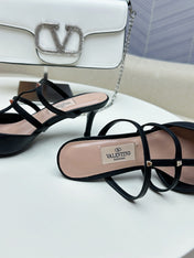ROCKSTUD WISPY BLACK CALFSKIN MULE 60MM