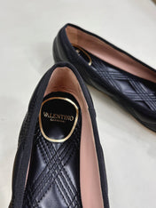 VLTN CLASSIC BALLET FLATS 25S IN BLACK CALFSKIN WITH BOW