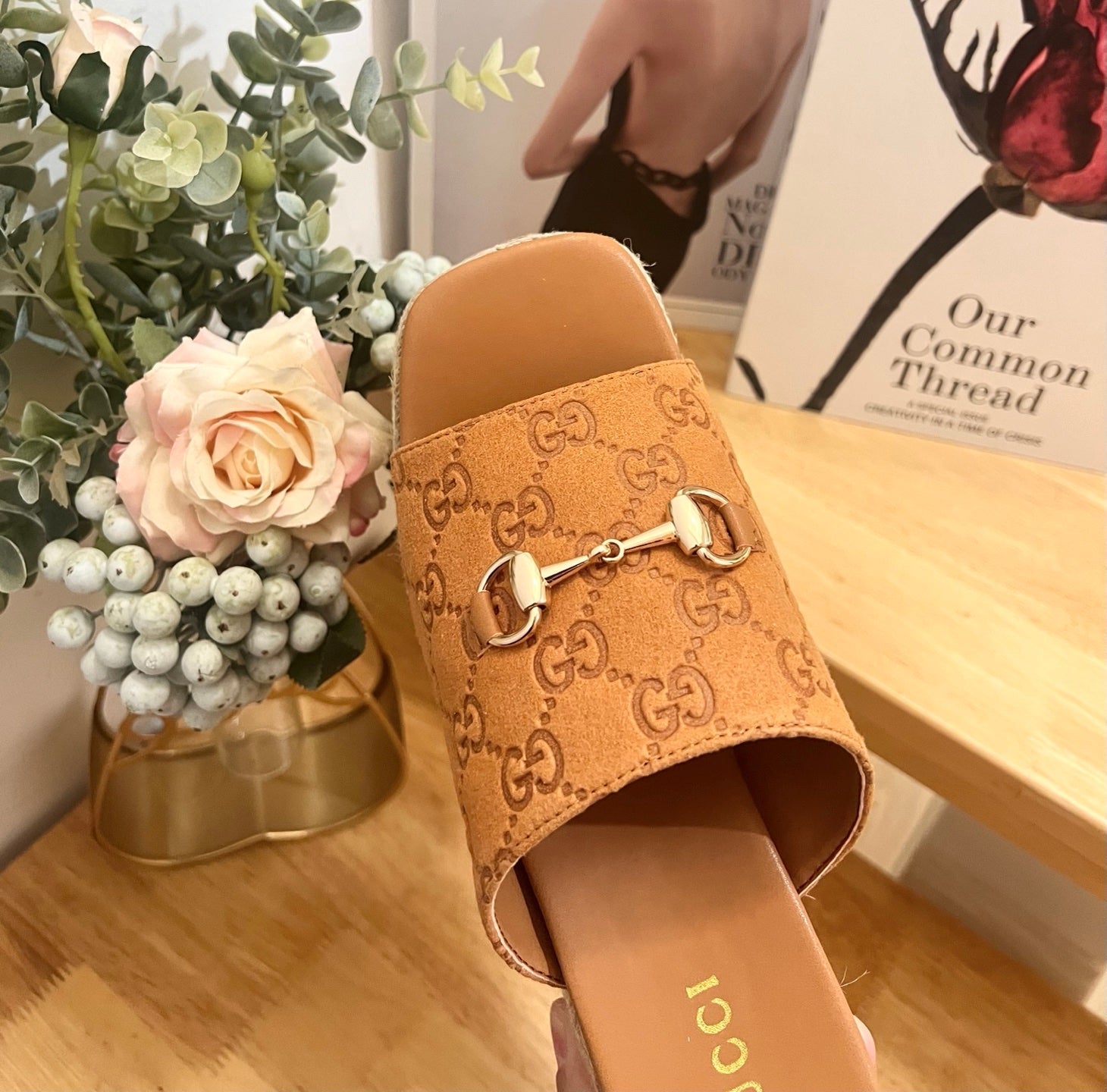 GUCCI 26S WEDGE SANDALS 100 MM IN LIGHT BROWN SUEDE
