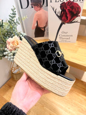 GUCCI 26S WEDGE SANDALS 100 MM IN BLACK VELVET