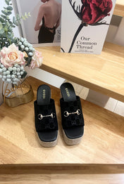 GUCCI 26S WEDGE SANDALS 100 MM IN BLACK VELVET