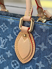 LV 25S ONTHEGO 28 IN BLUE MONOGRAM DENIM COTTON CALFSKIN LEATHER STRAP
