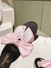 CC MULE WITH SILK LIGHT PINK BOW AND BLACK LAMBSKIN