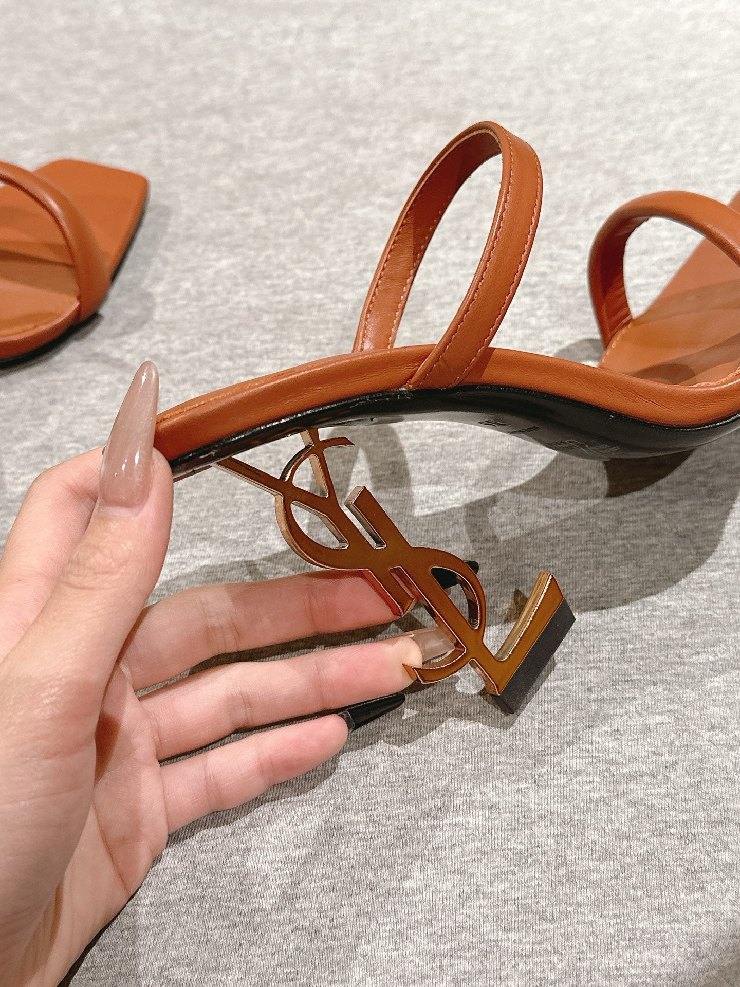 YSL 25S OPYUM HIGH-HEEL SANDALS 100 MM IN BURNT ORANGE BROWN LAMBSKIN