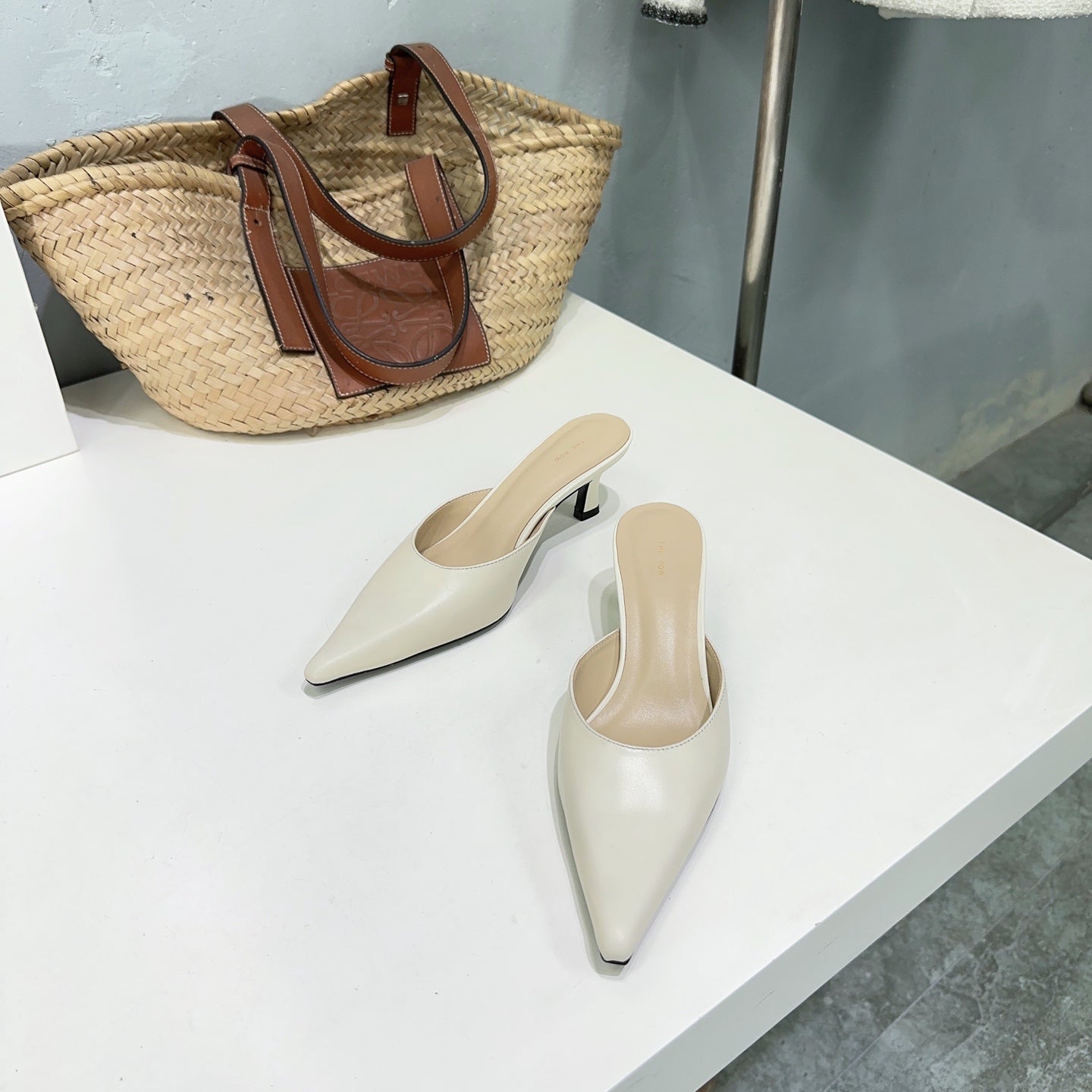 THE ROW 26S POINTED TOE MULE HEELS 45MM IN IVORY WHITE CALFSKIN
