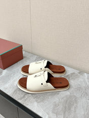 LP 26S LOCK MULE SLIDES IN CREAM WHITE CALFSKIN SILVER HARDWARE