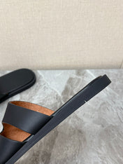 LP 26S CUTOUT SLIDES IN BLACK CALFSKIN