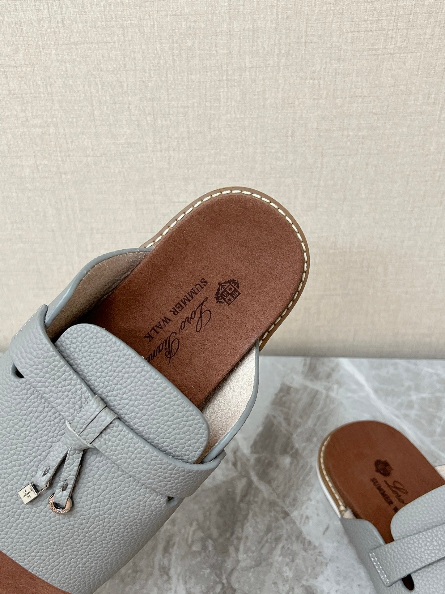 LP 26S LOCK CHARM SLIDES IN GREY CALFSKIN SILVER HARDWARE