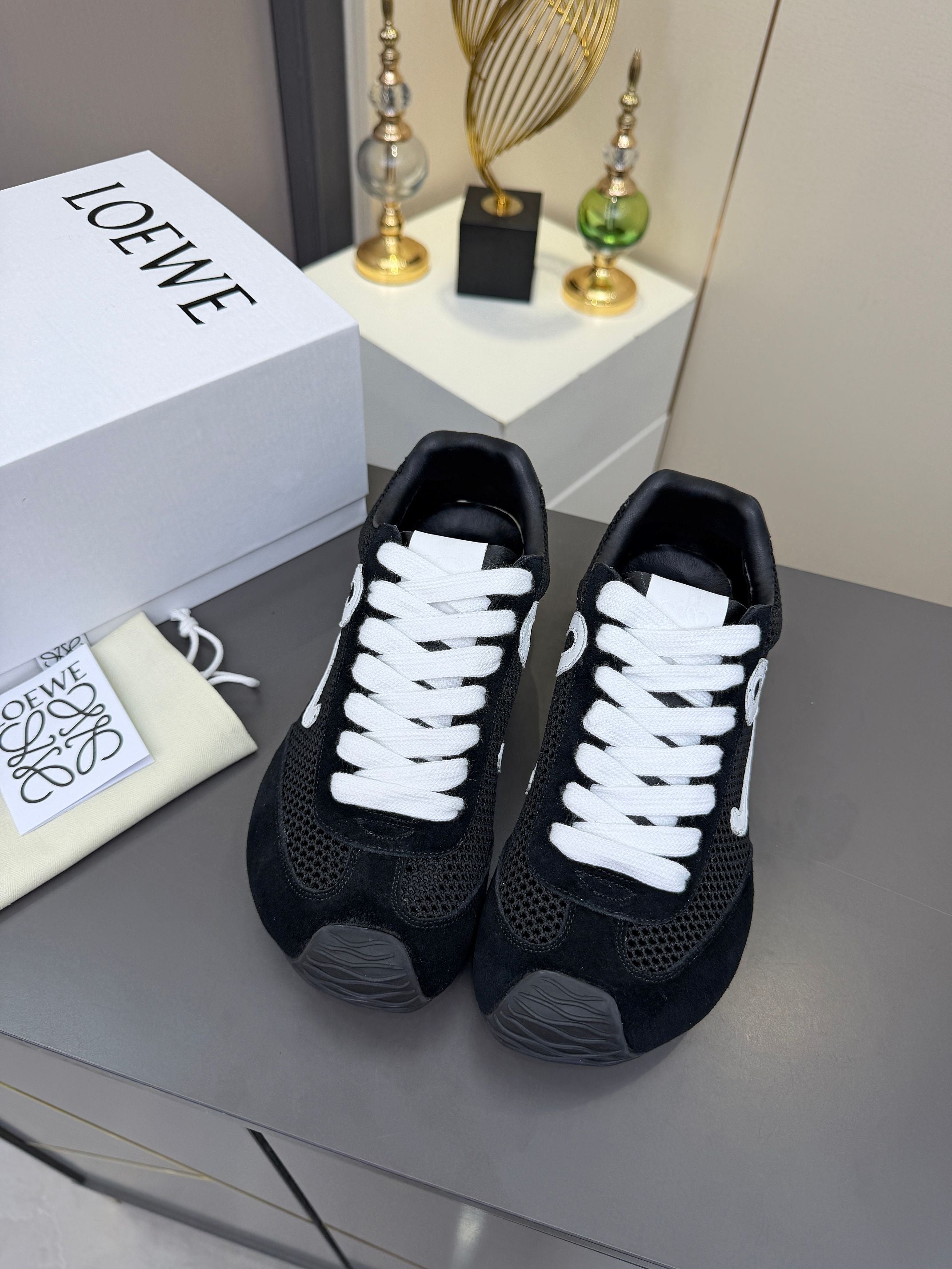 LOEWE 26S RUNNER 2.0 SNEAKERS IN BLACK SUEDE AND MESH FABRIC