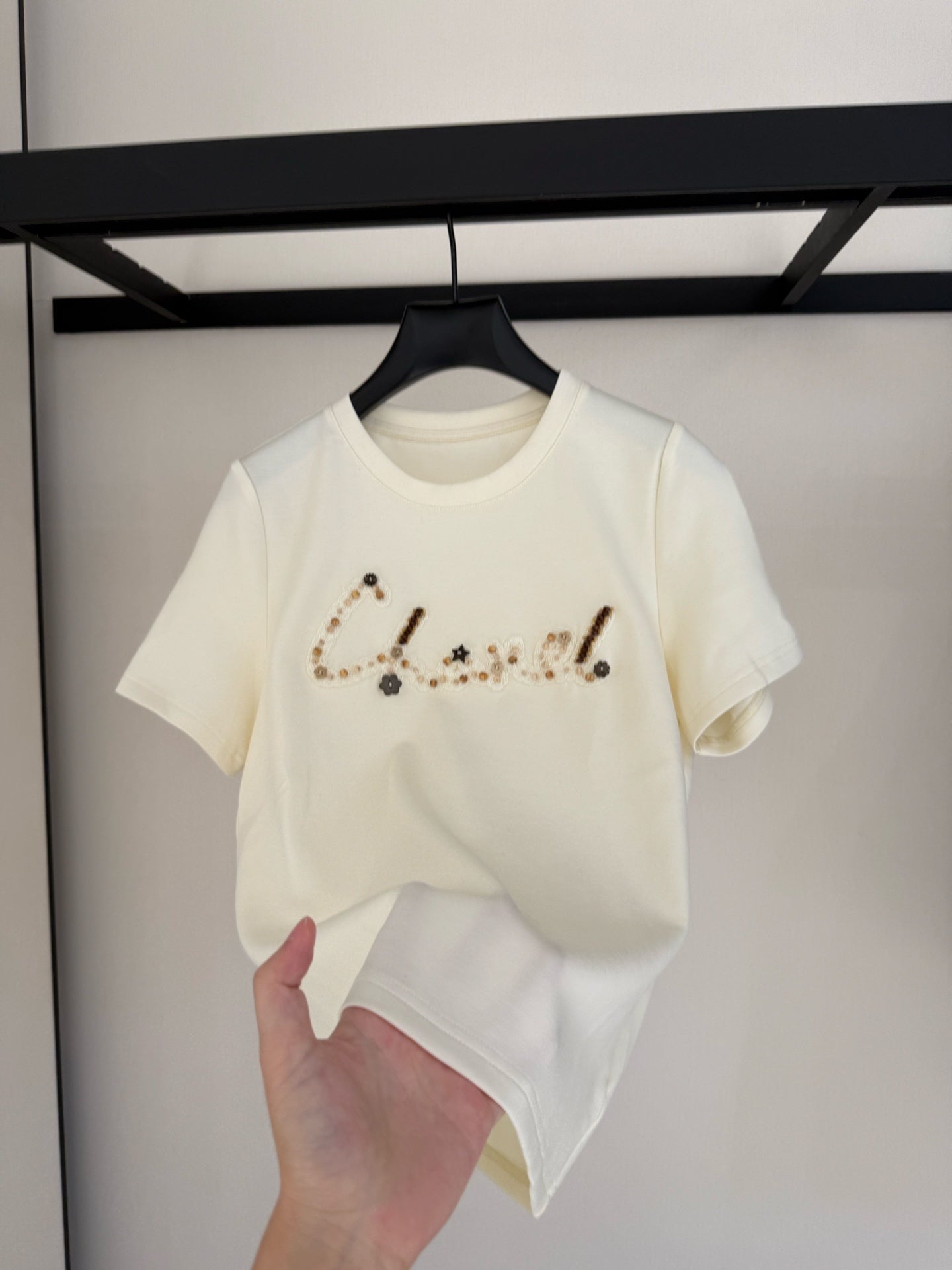 CHANEL 25S T-SHIRT STYLE 148