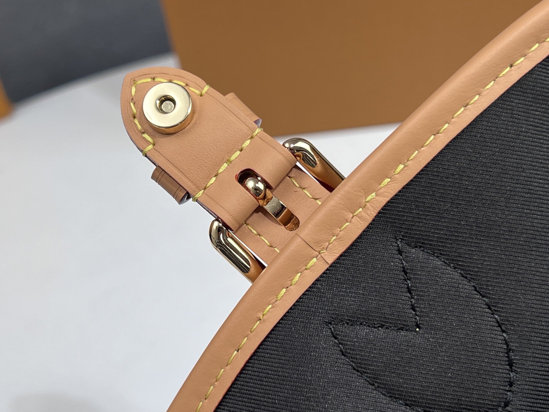NANO DIANE 19 IN BROWN MONOGRAM CANVAS AND LEATHER TRIM