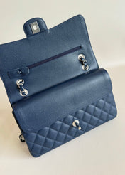 CC CLASSIC FLAP BAG 25 IN NAVY BLUE GRAINED CALFSKIN SILVER HARDWARE