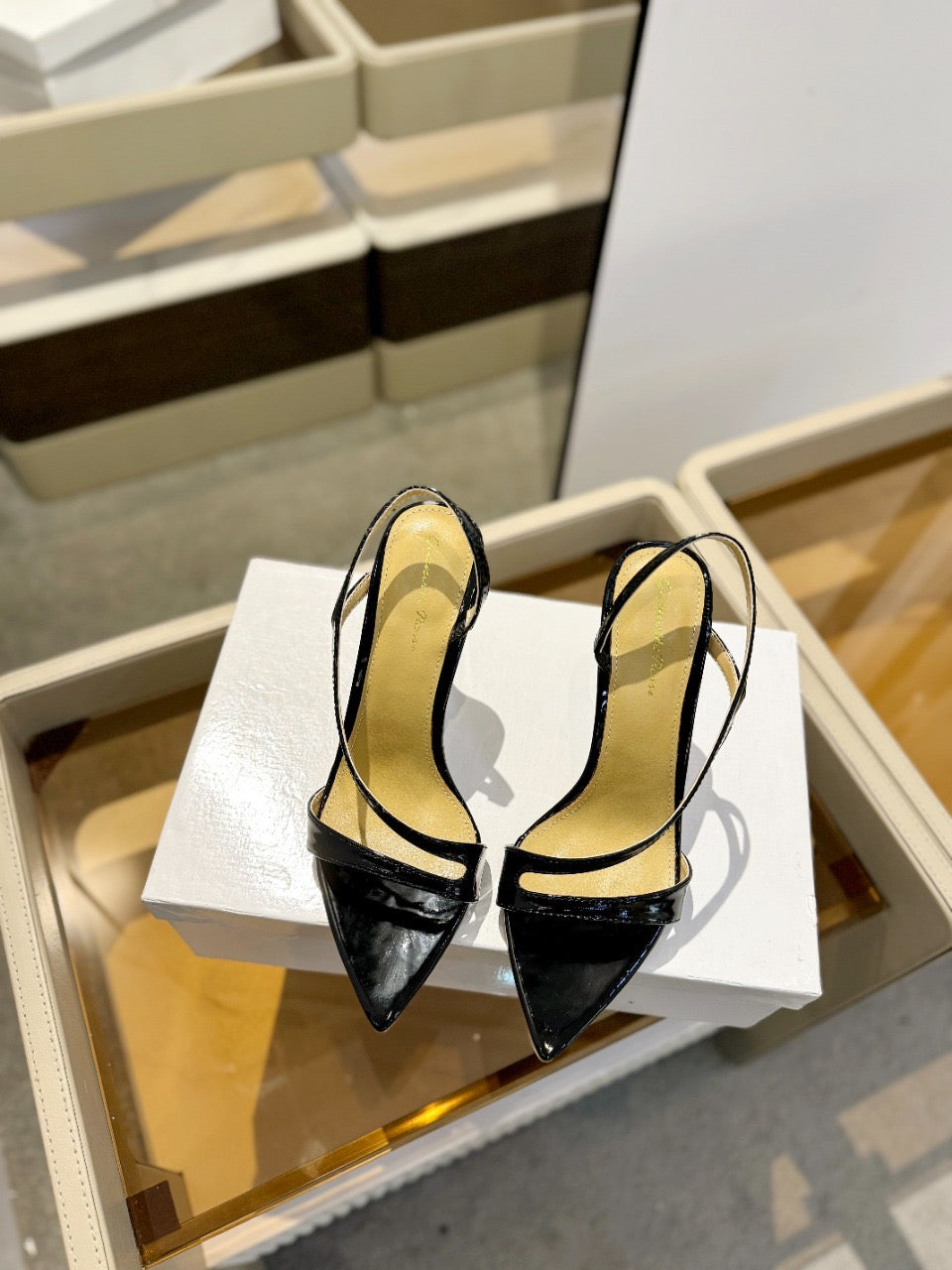 GIANVITO ROSSI 26S STRAPPY HIGH-HEEL SANDALS 105 MM IN BLACK PATENT CALFSKIN