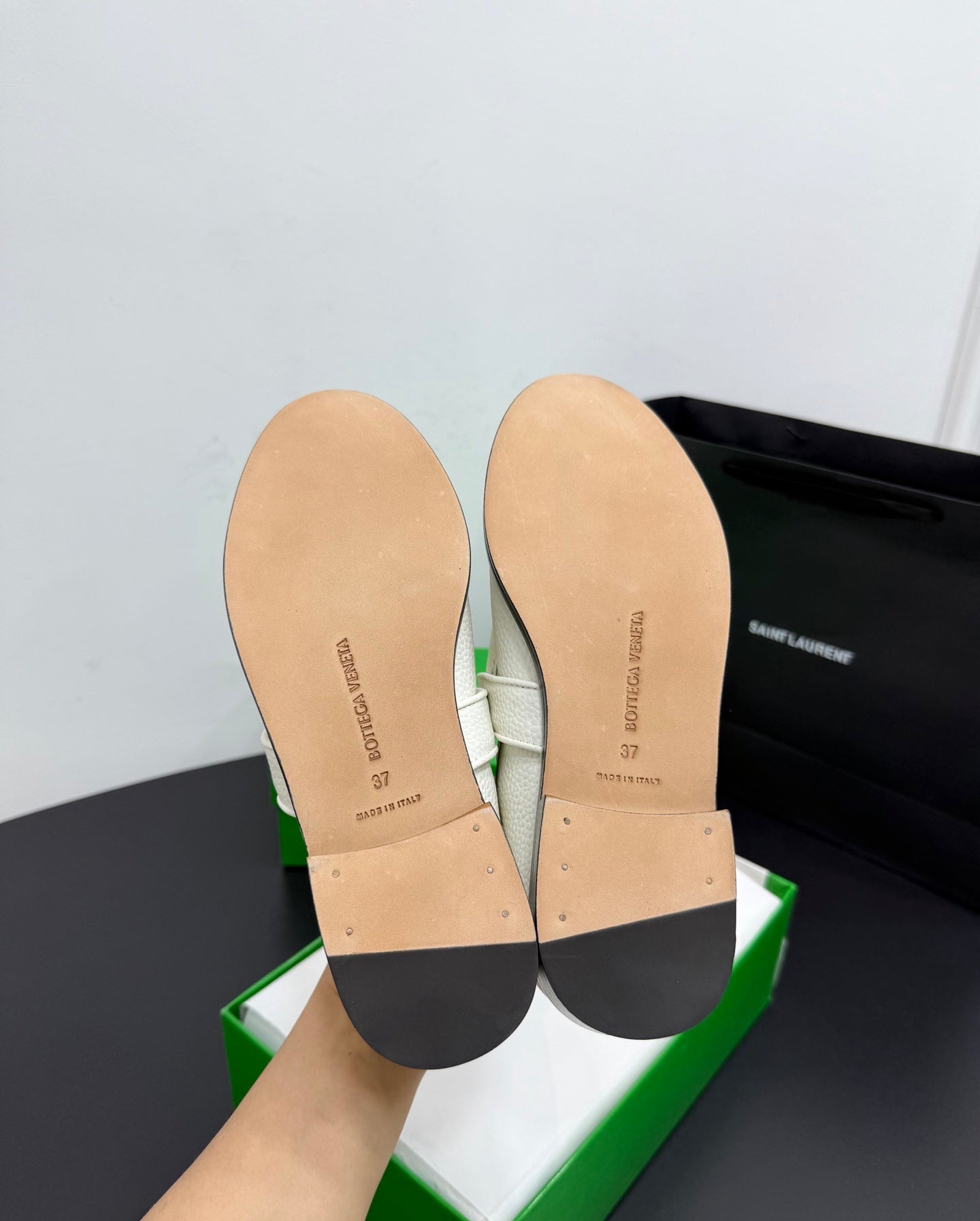 BOTTEGA VENETA 26S LOAFERS IN WHITE GRAINED CALFSKIN