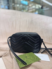 GG MINI 18 MARMONT MATELASSÉ SHOULDER BAG BLACK CALFSKIN