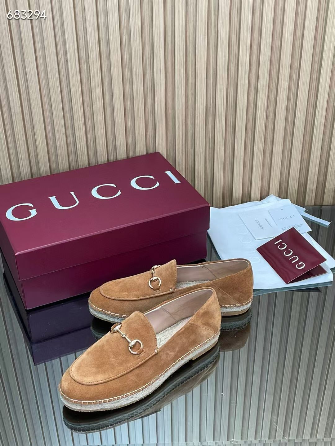GUCCI 26S LOAFER IN BROWN SUEDE