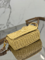 WOVEN SMALL FLAP BAG 16 IN BEIGE RAFFIA GOLD HARDWARE
