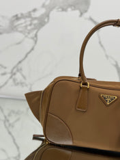 MEDIUM TOP HANDLE BAG 30 IN CHERRY WOOD NYLON AND CALFSKIN TRIM