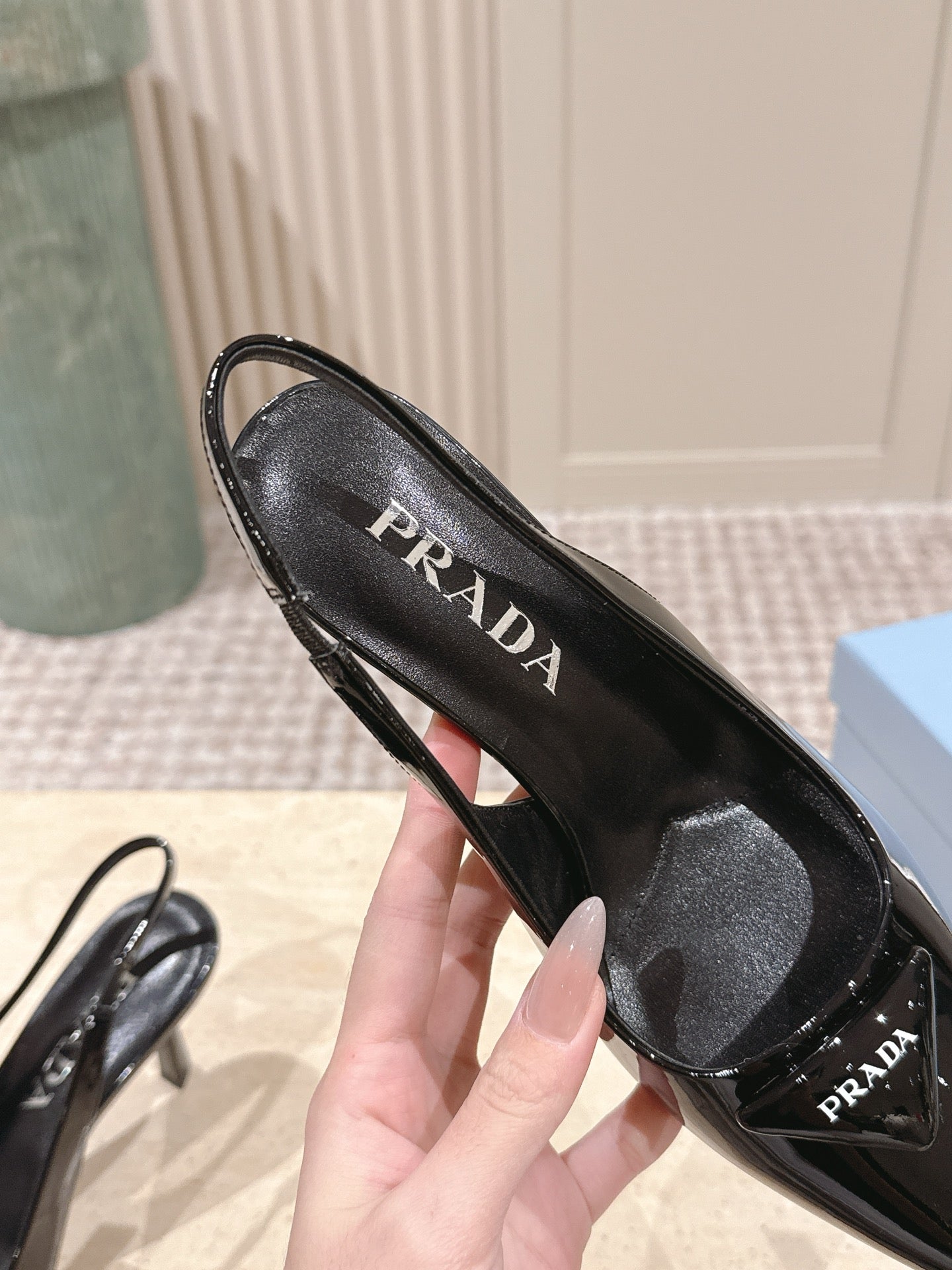 PRADA 26S POINTED-TOE SLINGBACK HEELS 75MM IN BLACK PATENT CALFSKIN