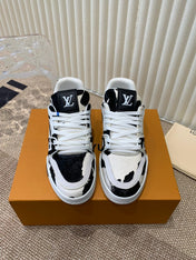 LV TRAINER SNEAKER BLACK MIX WHITE