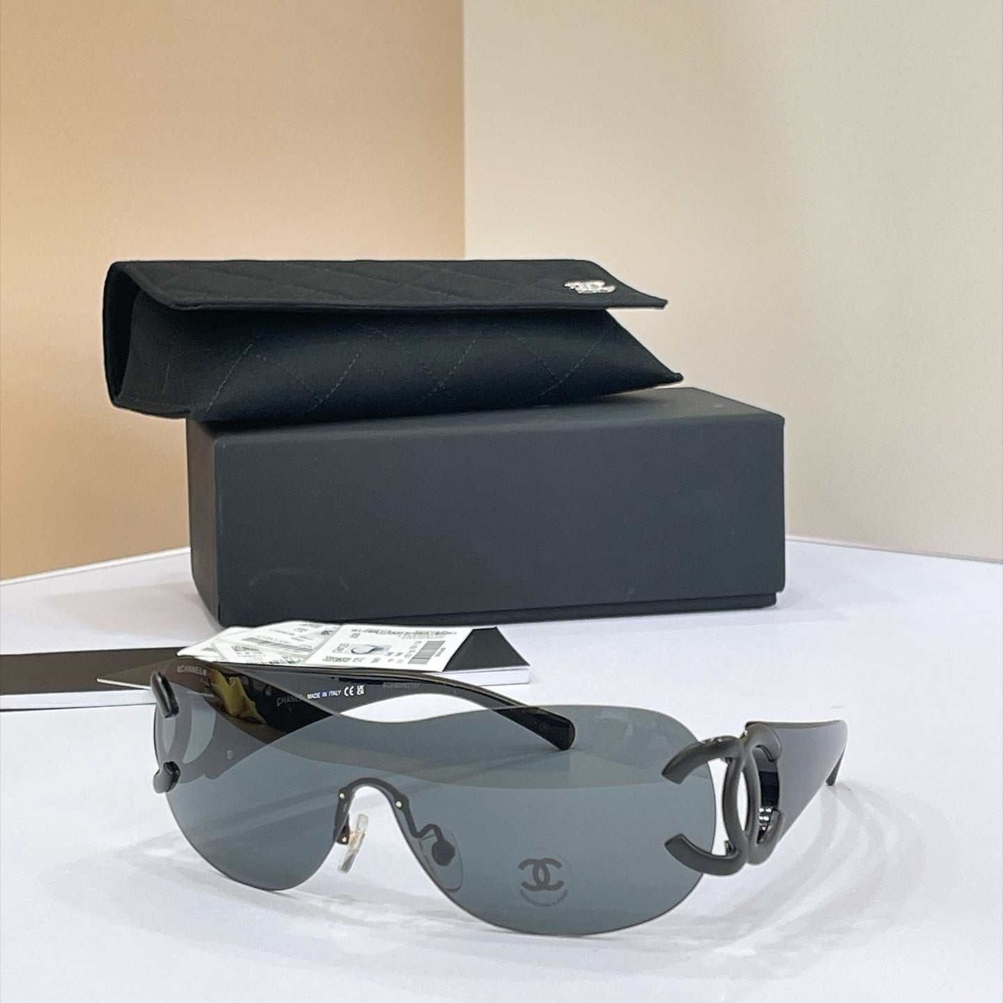 CHANEL 26S SHIELD FRAME IN ACETATE 413373
