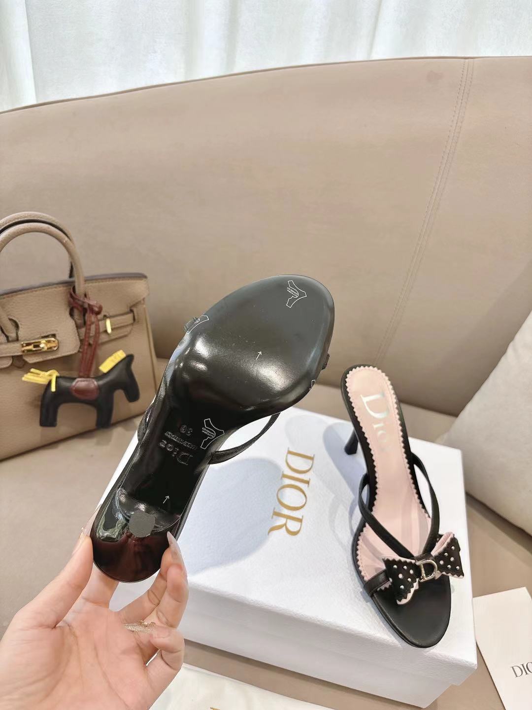DIOR 26S KITTEN HEEL SANDALS 85MM IN BLACK CALFSKIN BOW STUDDED