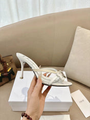 DIOR 26S KITTEN HEEL SANDALS 85MM IN WHITE CALFSKIN BOW STUDDED
