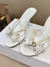 DIOR 26S KITTEN HEEL SANDALS 85MM IN WHITE CALFSKIN BOW STUDDED