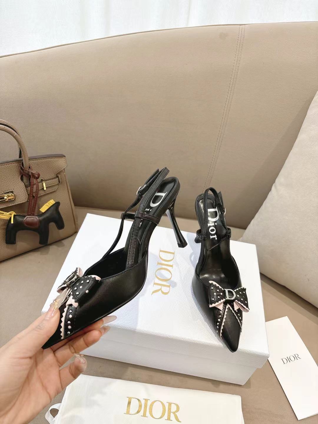 DIOR 26S SLINGBACK KITTEN HEEL PUMPS 85MM IN BLACK CALFSKIN STUDDED BOW STRAP