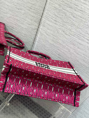 MISS LARGE TOTE 42 IN MAGENTA PURPLE CANVAS