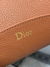 DIOR 26S MEDAILLON BUCKET BAG 26 IN LIGHT BROWN CALFSKIN