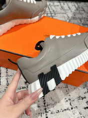 BOUNCING SNEAKER IN KHAKI BEIGE CALFSKIN