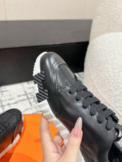 BOUNCING SNEAKER IN BLACK CALFSKIN