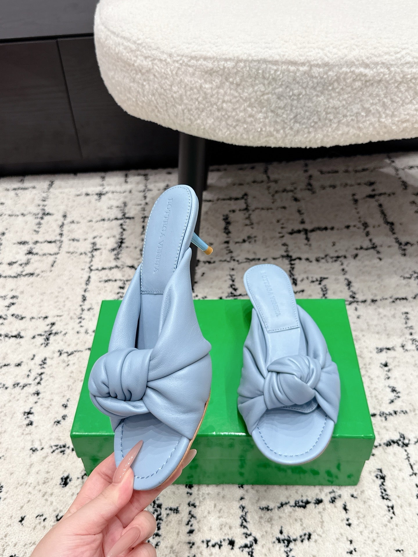 BOTTEGA VENETA 26S TWIST-STRAP HIGH-HEEL SANDALS 50 MM IN SKY BLUE LAMBSKIN